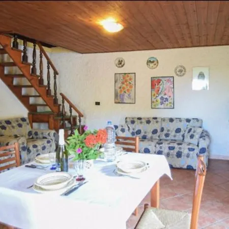 Andi Apartment Staletti