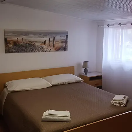 Lägenhet Andi Stalettì