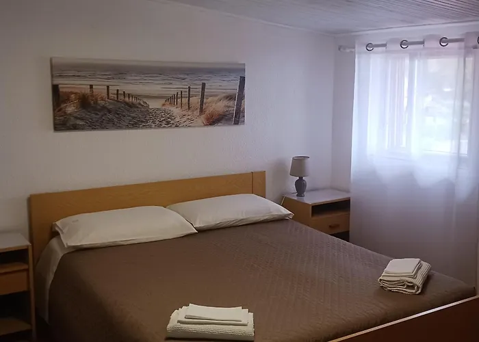 Apartment Andi Stalettì